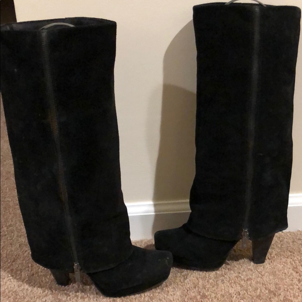Kenneth Cole reaction suede boots with zipper